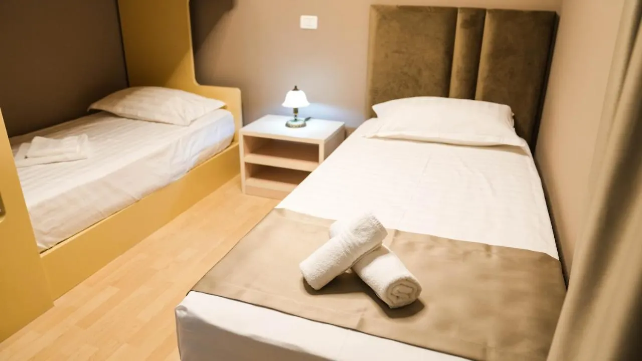 ****  Hotel Majestic Durrës Albánia