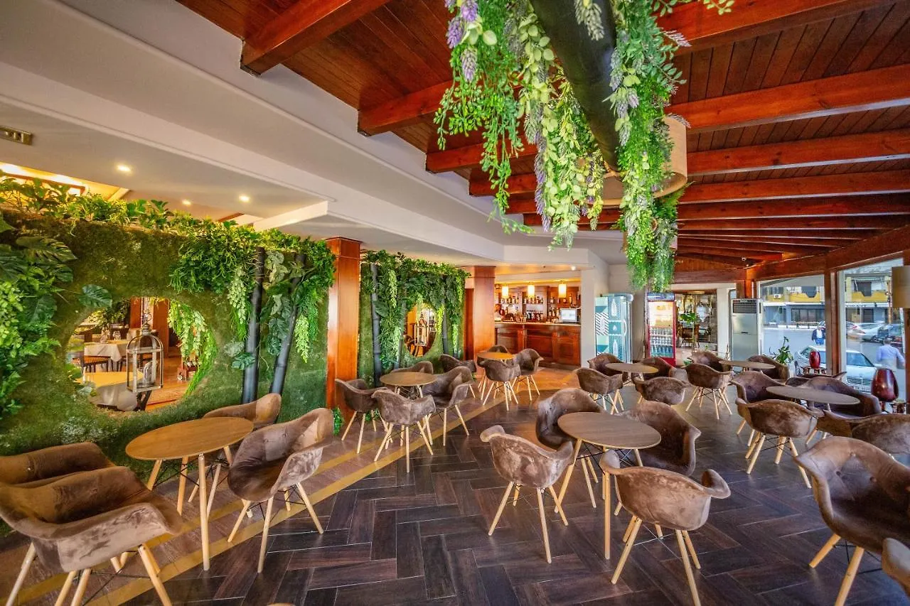 Hotel Majestic Durres